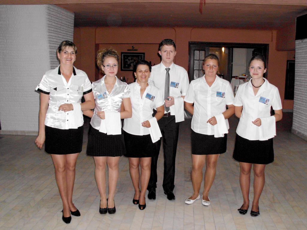 Hotel Zimbru Campulung Moldovenesc Luaran gambar