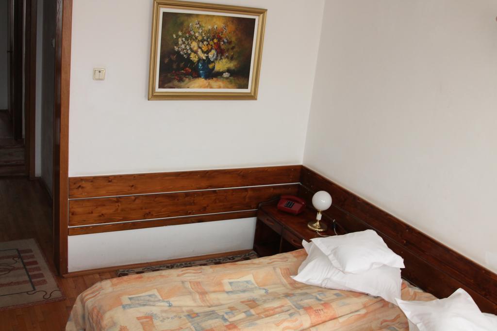 Hotel Zimbru Campulung Moldovenesc Luaran gambar