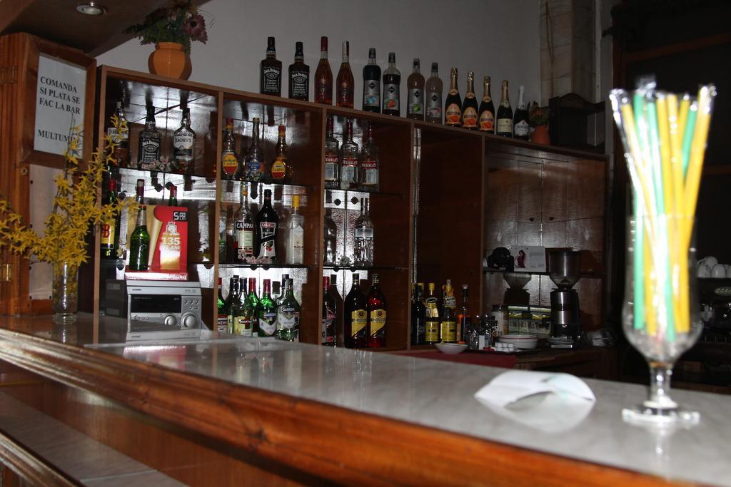 Hotel Zimbru Campulung Moldovenesc Luaran gambar